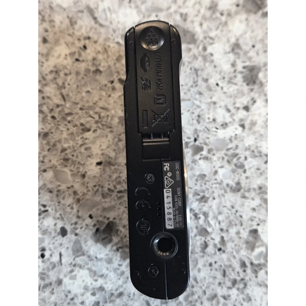 Sony Cybershot DSC-W800 READ DESCRIPTION - FAULTY MEMORY CARD SLOT